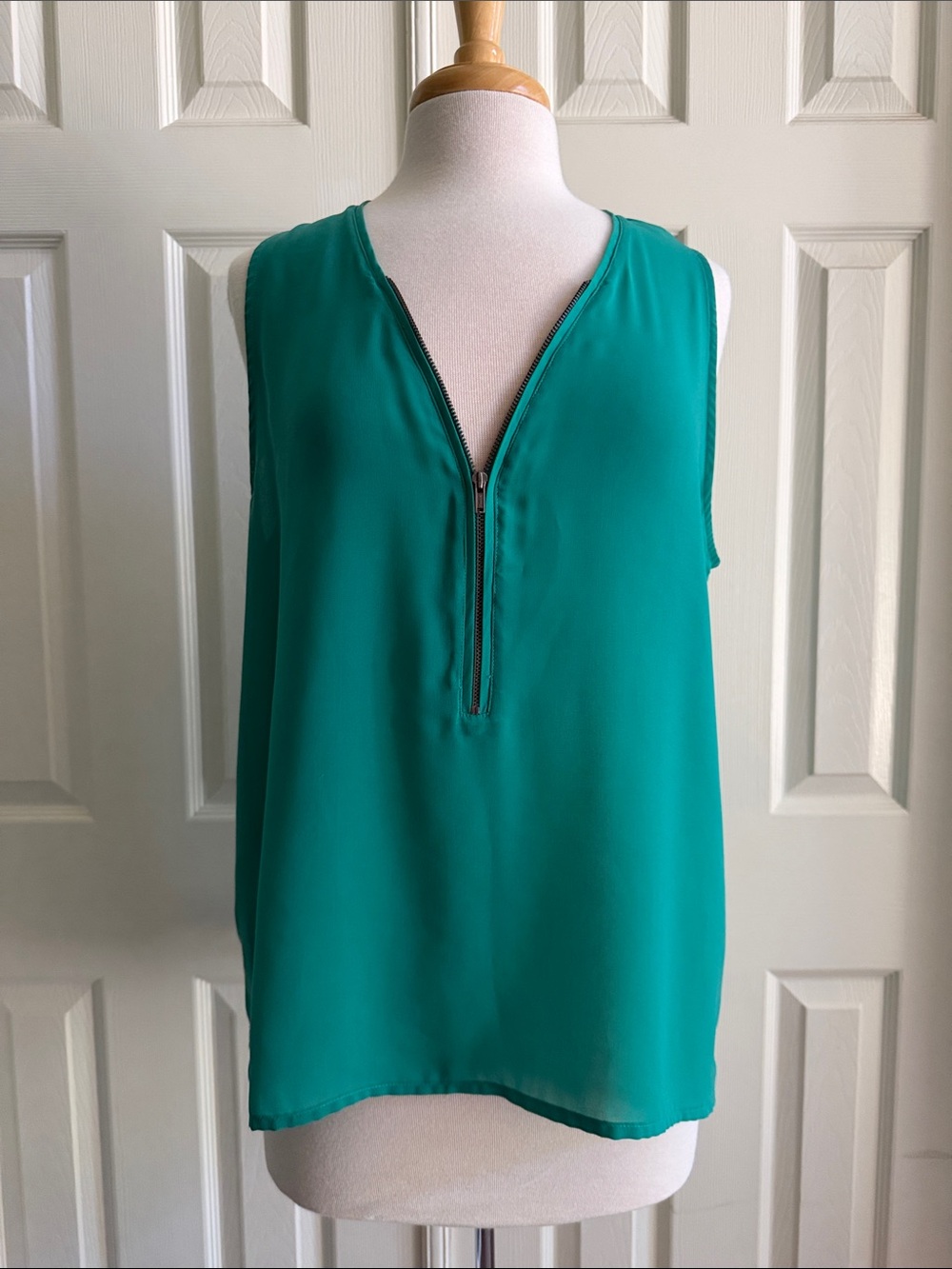 Banana Republic Teal Zip-Front Sleeveless Top